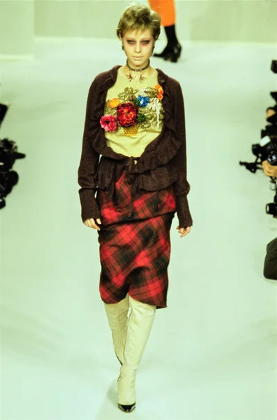 Look 10